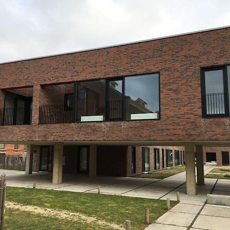 Hedendaags, Verzorgd Appartement Op Unieke Locatie Oostende Buitenkant foto