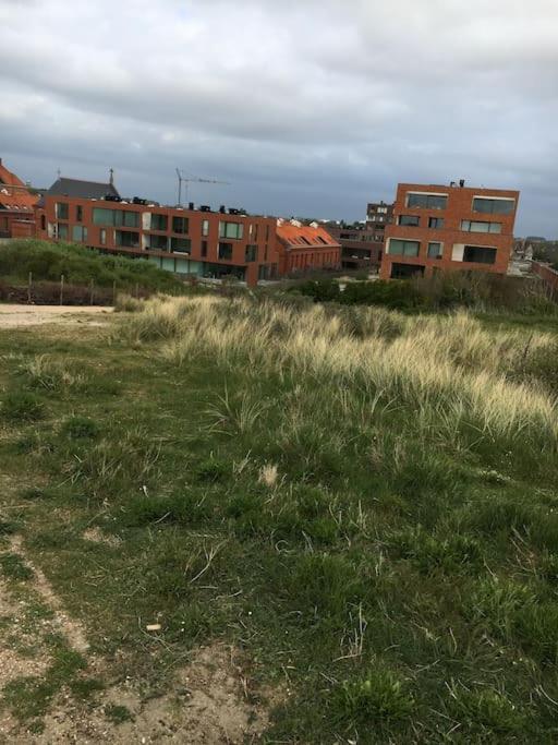 Hedendaags, Verzorgd Appartement Op Unieke Locatie Oostende Buitenkant foto